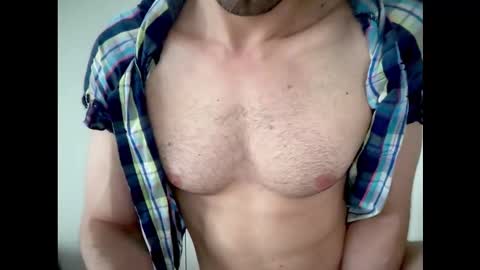 Snapshot of l3xxius chatting on 10-25-25, 02:13 Alex online show from 10-25-25, 02:13