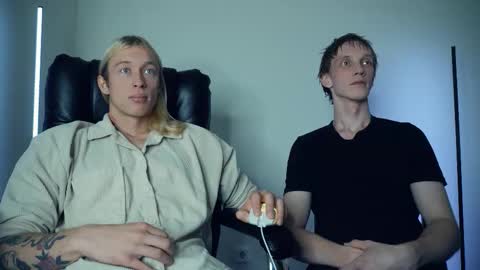 Snapshot of l_adonis_l chatting on 10-05-25, 04:22 Adonis online show from 10-05-25, 04:22