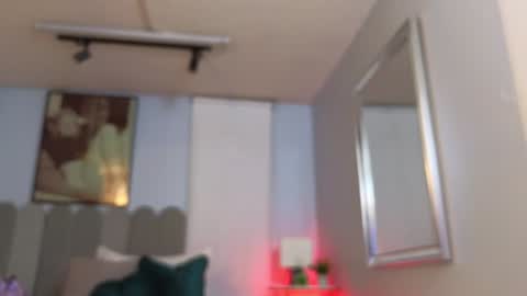 Snapshot of laady_brownn chatting on 01-09-25, 11:36 Cris online show from 01-09-25, 11:36
