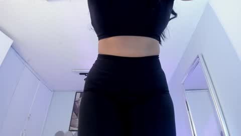 Snapshot of laady_brownn chatting on 01-24-25, 11:04 Cris online show from 01-24-25, 11:04
