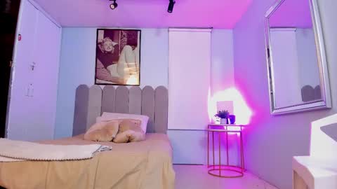 Snapshot of laady_brownn chatting on 03-03-25, 11:33 Cris online show from 03-03-25, 11:33