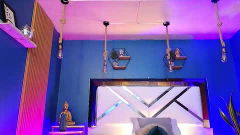 Snapshot of laady_brownn chatting on 09-20-25, 11:55 Cris online show from 09-20-25, 11:55