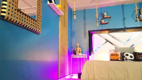 Snapshot of laady_brownn chatting on 10-06-25, 12:02 Cris online show from 10-06-25, 12:02