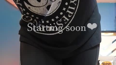 Snapshot of laady_brownn chatting on 10-14-25, 11:00 Cris online show from 10-14-25, 11:00