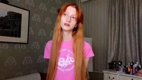 Sophie online show from 11-09-25, 06:06