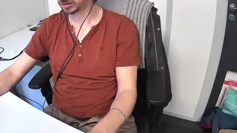 labelette007 online show from 03-05-25, 04:46