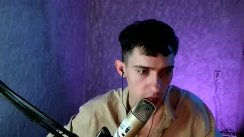 Marco online show from 02-22-25, 01:46