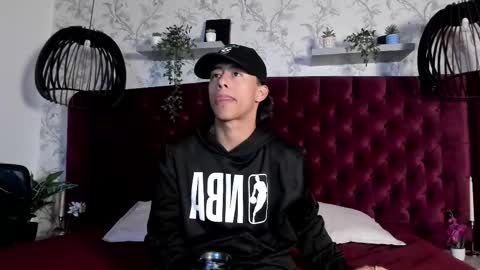 labrinthteasing online show from 02-08-26, 11:57