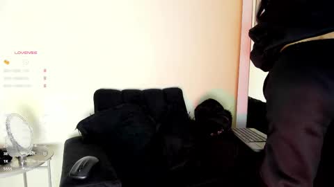 lace_victoria online show from 11-29-25, 12:13