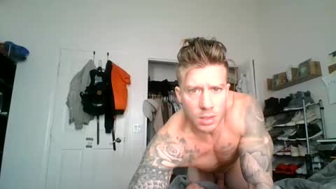 lacrioxcum18 online show from 01-15-25, 05:47