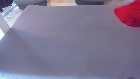 Akyra  online show from 12-19-25, 01:07