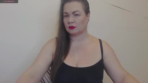 Lady Adrianna online show from 10-10-25, 09:52