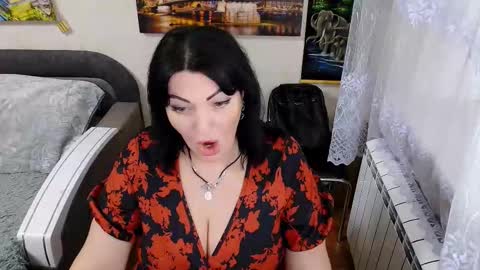 lady_boom_ online show from 12-02-25, 07:20