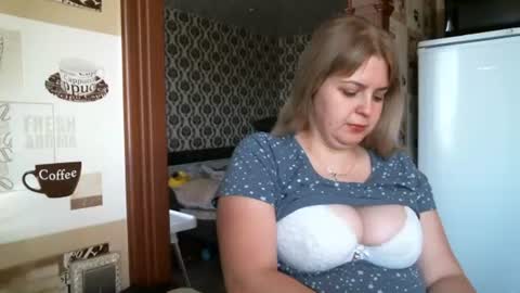 lady cute cat29 online show from 10-21-25, 02:34