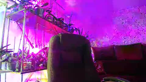 Lady Gloria online show from 11-02-25, 05:21