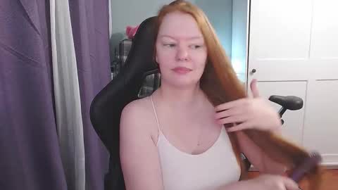 Angelika online show from 10-21-25, 09:04