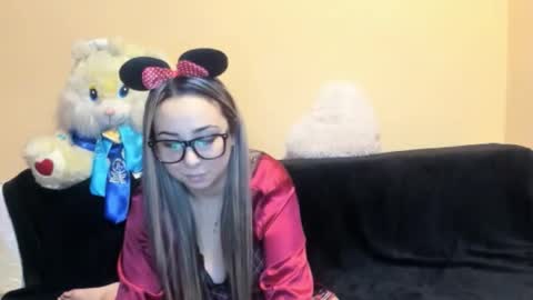 Lady Lyanna online show from 11-07-25, 10:21