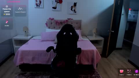 Snapshot of lady_noize chatting on 03-06-25, 01:48 Lady  online show from 03-06-25, 01:48