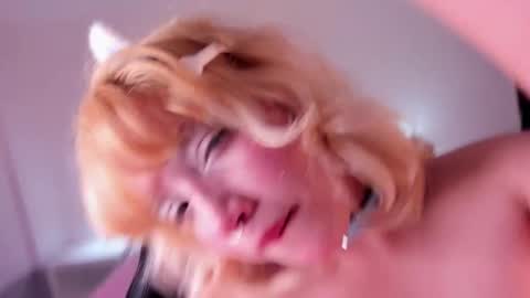 Snapshot of lady_noize chatting on 03-12-25, 11:01 Lady  online show from 03-12-25, 11:01