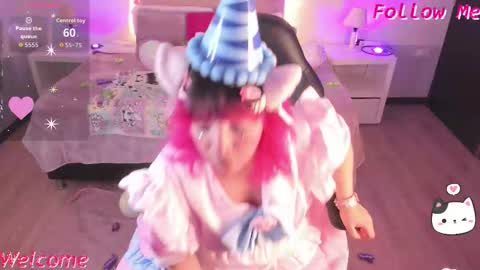 Snapshot of lady_noize chatting on 10-26-25, 06:58 Lady  online show from 10-26-25, 06:58