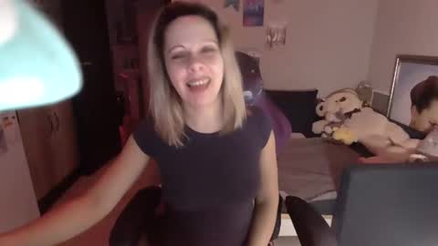 lady_smile69 online show from 02-12-25, 02:03