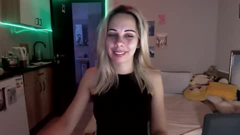 lady_smile69 online show from 09-09-25, 02:22