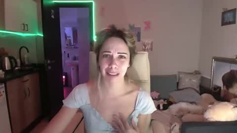 lady_smile69 online show from 11-15-25, 03:26