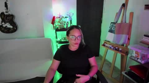 Sophie   online show from 11-28-25, 07:05