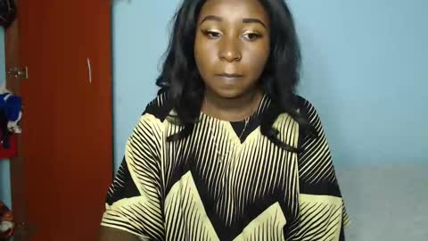 Snapshot of lady_twerky chatting on 01-13-25, 03:15 Maya online show from 01-13-25, 03:15