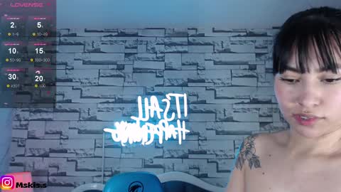 Lady Violet Bridgerton online show from 12-31-24, 03:09