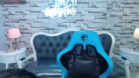 Lady Violet Bridgerton online show from 01-26-25, 11:39