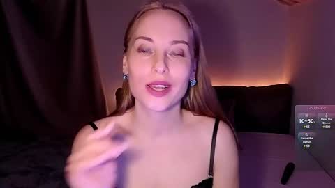 LadyAdele online show from 01-11-25, 07:05