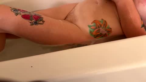 Snapshot of ladyandthatrampp chatting on 12-01-25, 02:49 ladyandthatrampp online show from 12-01-25, 02:49