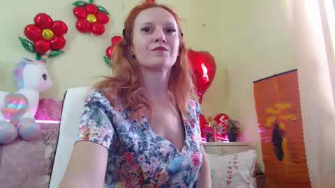 Sima Ladybigsmile online show from 02-18-25, 09:32