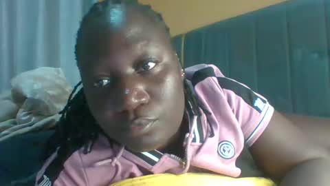 lindah32 online show from 11-23-25, 10:42