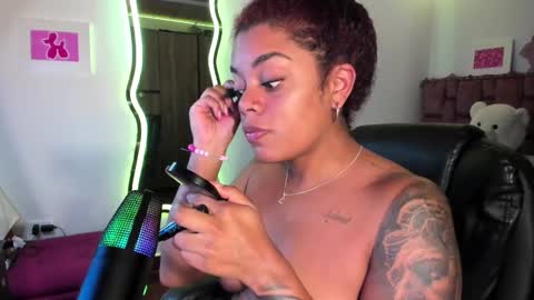 leidy daniela online show from 01-31-25, 07:50