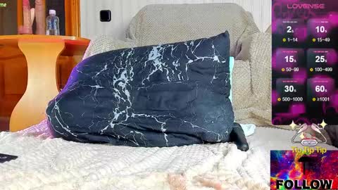 Snapshot of ladyfree chatting on 03-12-25, 09:56 Zlata online show from 03-12-25, 09:56