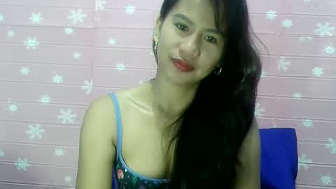 Snapshot of ladyinred201 chatting on 12-27-24, 08:18 ladyinred201 online show from 12-27-24, 08:18