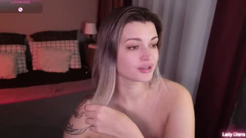 ladylancaster online show from 11-30-25, 04:00