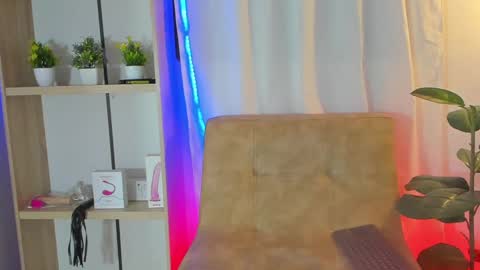 Snapshot of ladynemesis00 chatting on 02-01-25, 03:41 ladynemesis00 online show from 02-01-25, 03:41