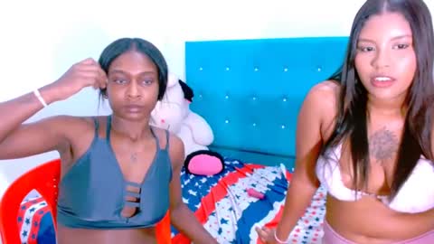 laura online show from 12-22-24, 11:41