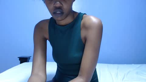 ladyqeeen online show from 02-18-25, 10:36