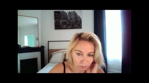 Snapshot of ladysexyx chatting on 09-19-25, 10:49 ladysexyx online show from 09-19-25, 10:49