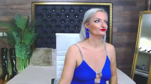 Snapshot of ladytouch chatting on 12-03-24, 09:33 ladytouch online show from 12-03-24, 09:33