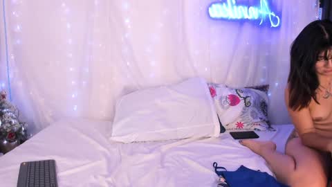 Laena Arryn online show from 12-05-24, 11:51