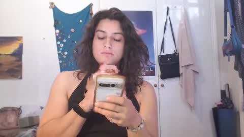 Sara Florez online show from 09-15-25, 03:28