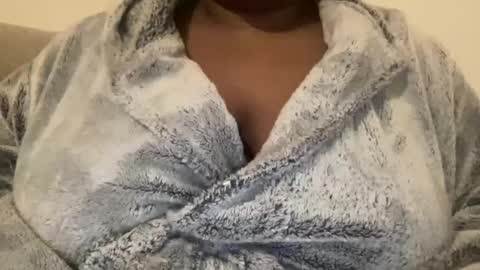 Snapshot of lagrossenoire chatting on 01-15-25, 10:13 Big Black Girl online show from 01-15-25, 10:13