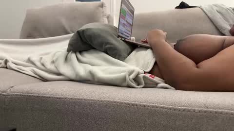 Snapshot of lagrossenoire chatting on 01-17-25, 03:22 Big Black Girl online show from 01-17-25, 03:22