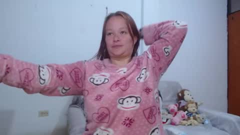  paola and a guest lol    online show from 09-27-25, 04:45