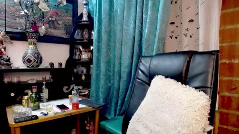 laia_hadid online show from 03-03-26, 05:13